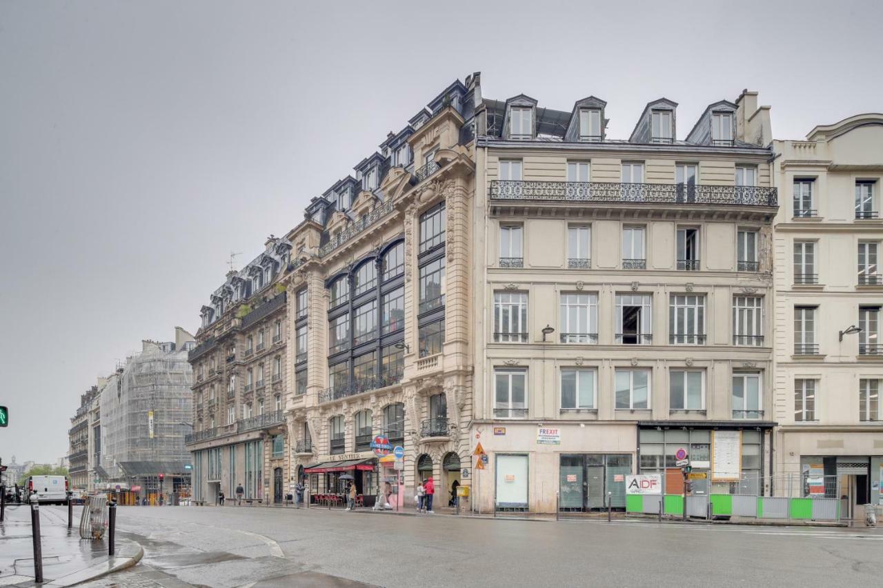 Lägenhet på 96 m² i 2:a - Louvre - Bourse, med 3 sovrum och 1 badrum  Paris Exteriör bild